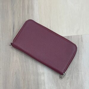 Elegant Burgundy Clutch Wallet